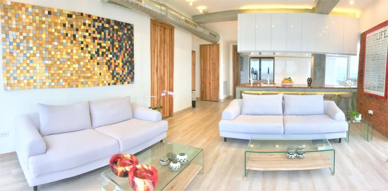 Luxury Apartment Heart Of กวายากิล ภายนอก รูปภาพ