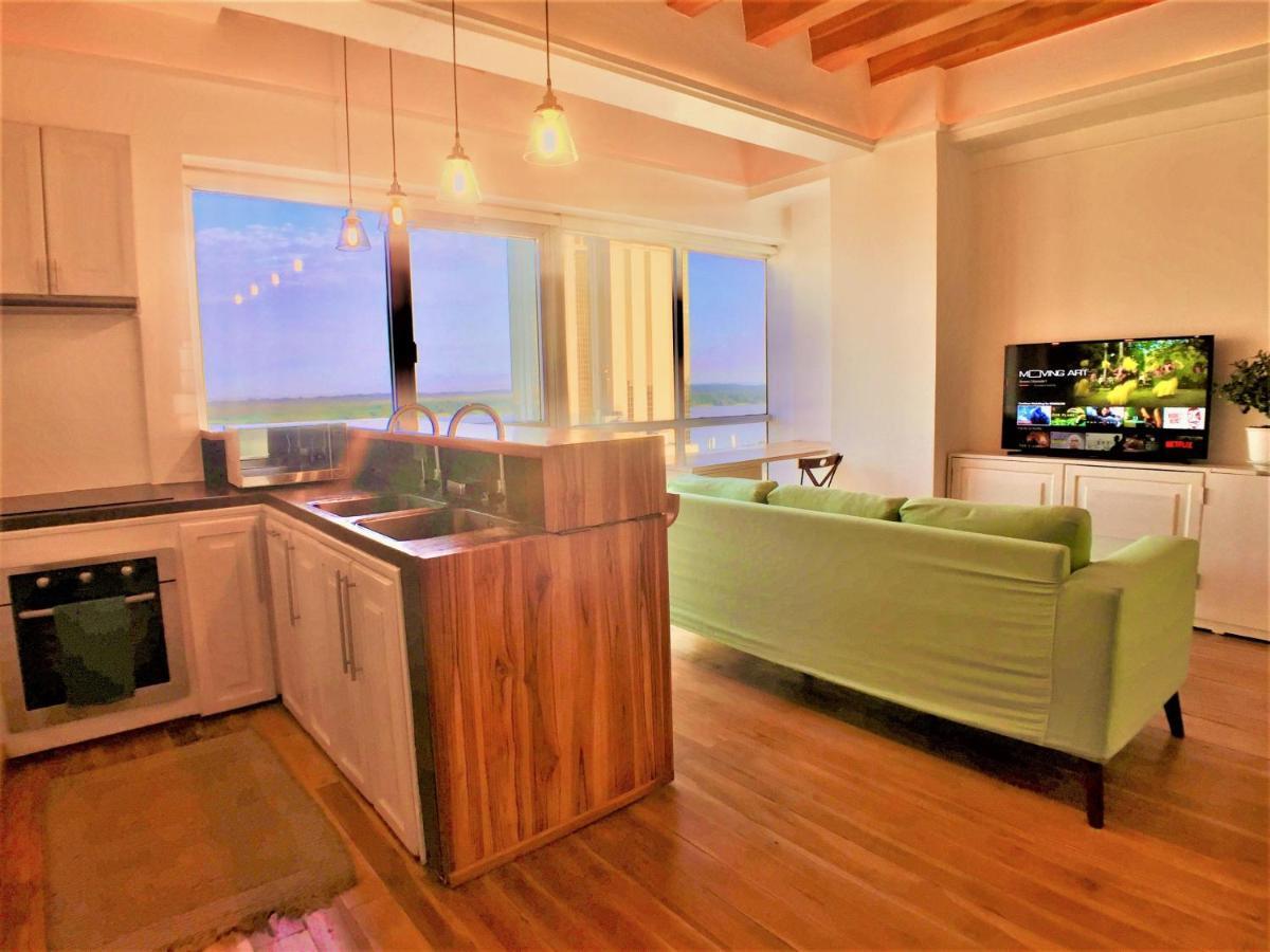 Luxury Apartment Heart Of กวายากิล ภายนอก รูปภาพ